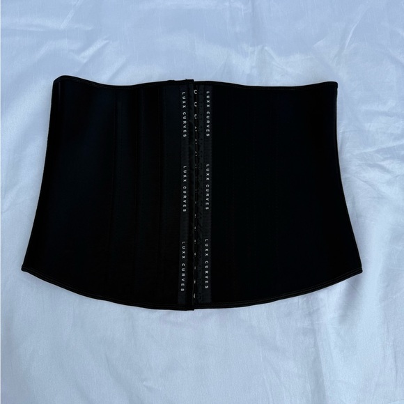 LUXX CURVES Black Waist Trainer Size 4XL - Picture 6 of 14